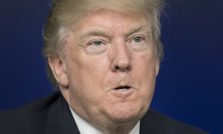 Тръмп бесен на съюзниците от НАТО заради Иран: Страхливци!